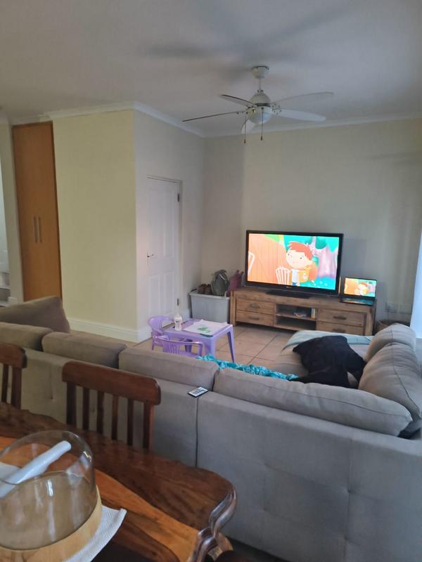 3 Bedroom Property for Sale in Sandbaai Western Cape
